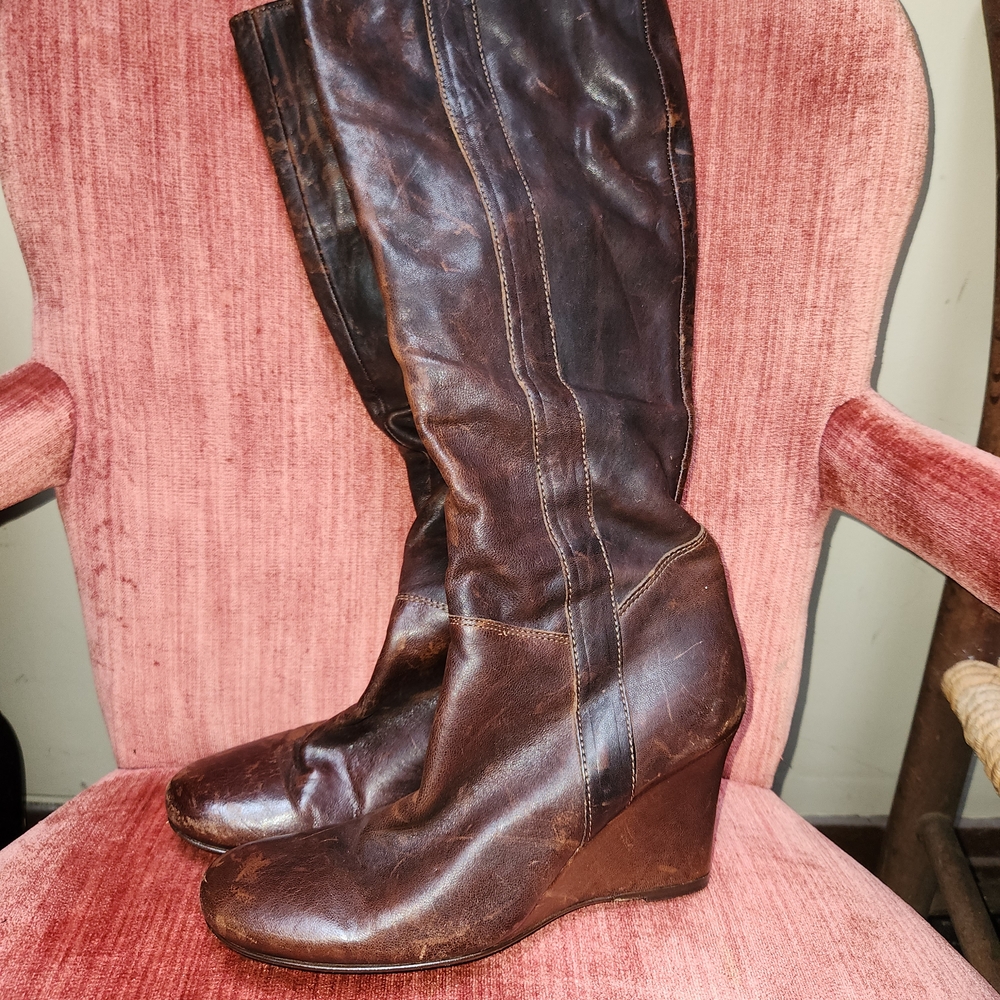 Kenneth Cole Dark Brown Leather Wedge Boots